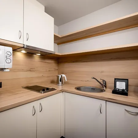 The Black By Regina Lejlighed