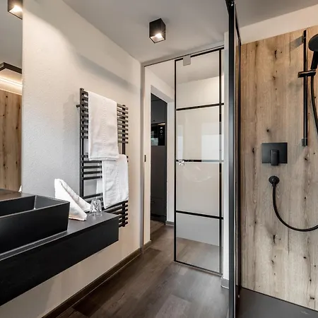 Apartman The Black By Regina *