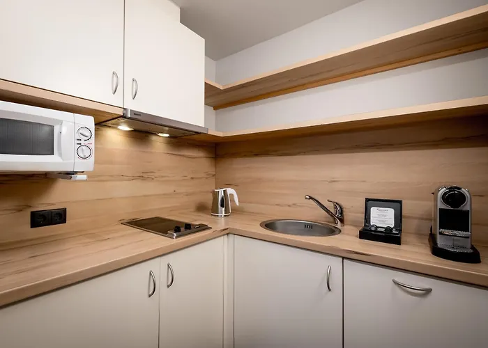 The Black By Regina Lejlighed